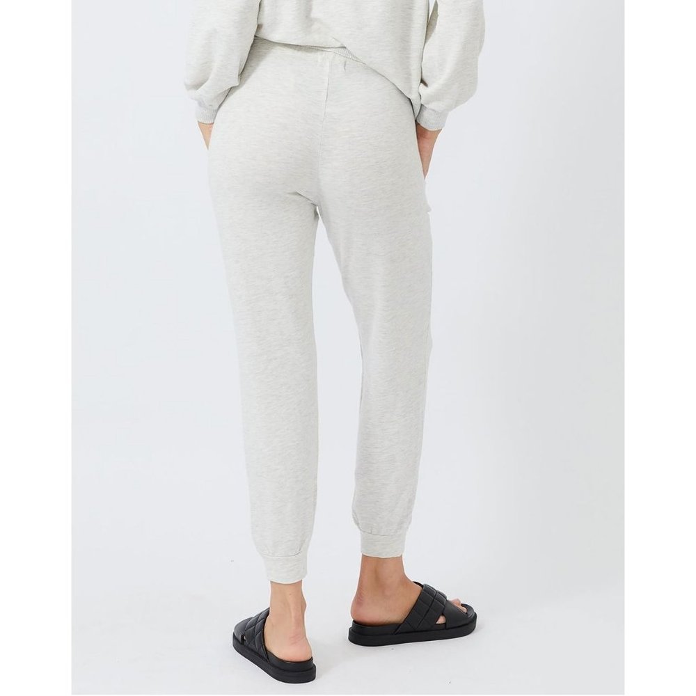 MONROW Supersoft Jogger Sweatpant in Ash Grey - Size Medium